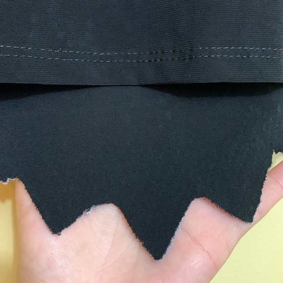 Collection Dress Barn | Beaded Sequin Black Sleeveless Pointed Scalloped Top XLP - Picture 15 of 17